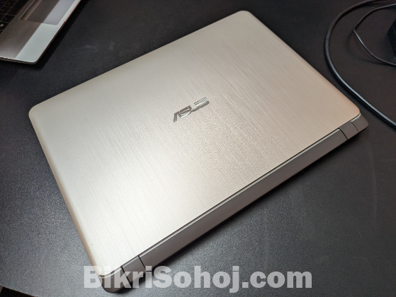 ASUS VivoBook 15 (Core i7 8th Gen, 16GB RAM, 1TB SSD)